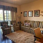 Apartamento No Centro De Gramado 200 Metros Da Rua Coberta