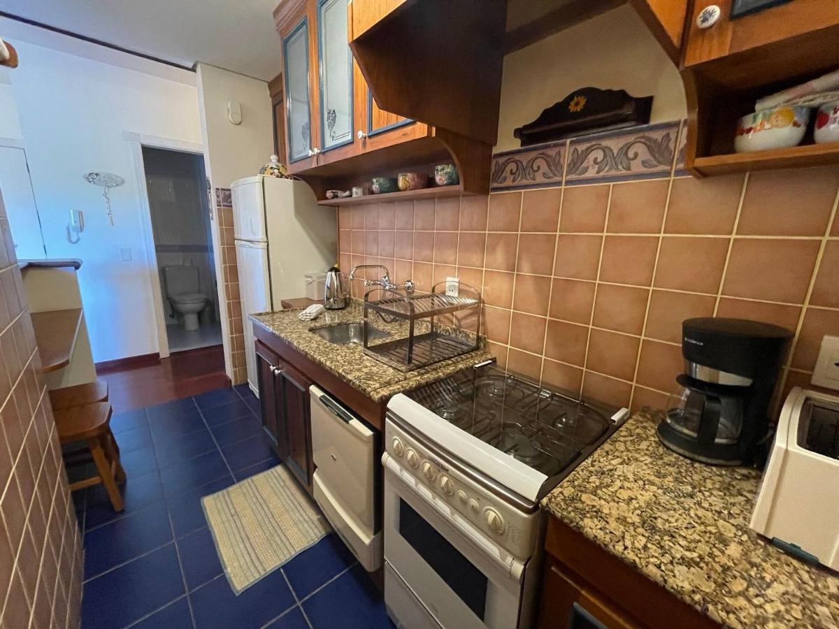 Apartamento No Centro De 200 Metros Da Rua Coberta Gramado