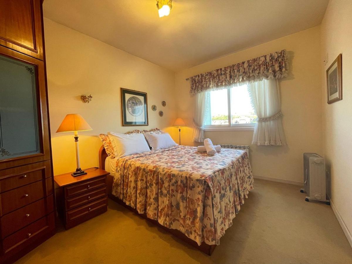 Apartamento No Centro De 200 Metros Da Rua Coberta * Gramado